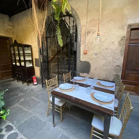 Casa Montesdeoca - Jacaranda Ferienhaus