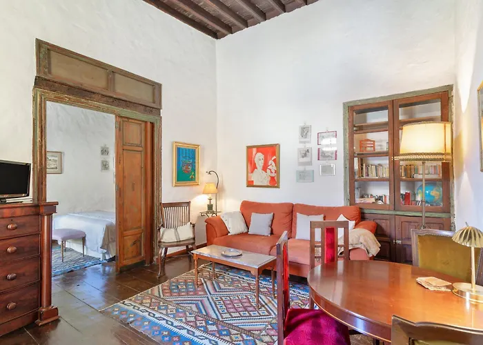 Feriehus Casa Montesdeoca - Jacaranda Las Palmas de Gran Canaria